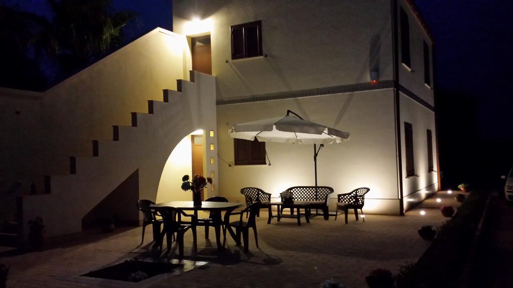 Agrisicilia Guest House Marinella di Selinunte Bagian luar foto
