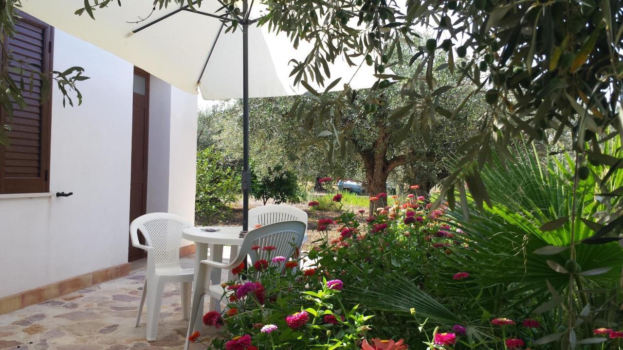 Agrisicilia Guest House Marinella di Selinunte Bagian luar foto